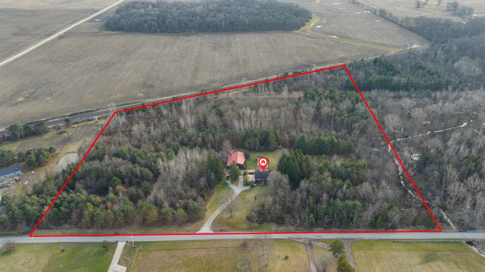 Kiko Realtors, Auctioneers, Advisors Rustic Country Home Hobby